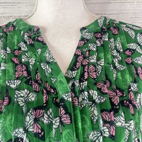 Charter Club Blouse Tunic size Small Green Pink Butterflies Modest Career Casual - Picture 3 of 8